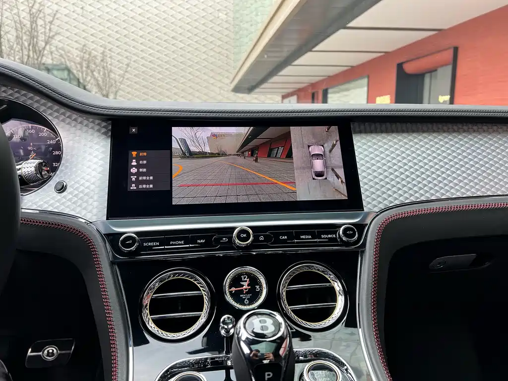 Фото машины