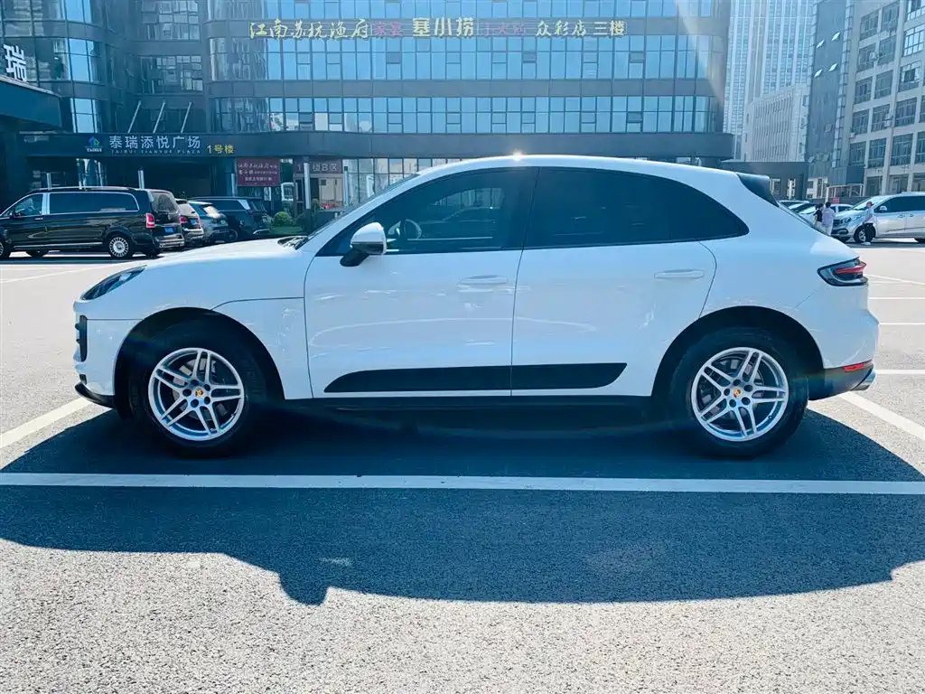 Фото машины