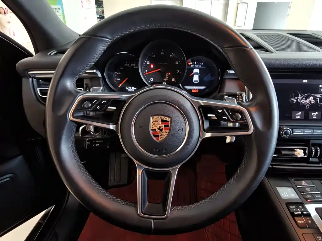 Фото машины