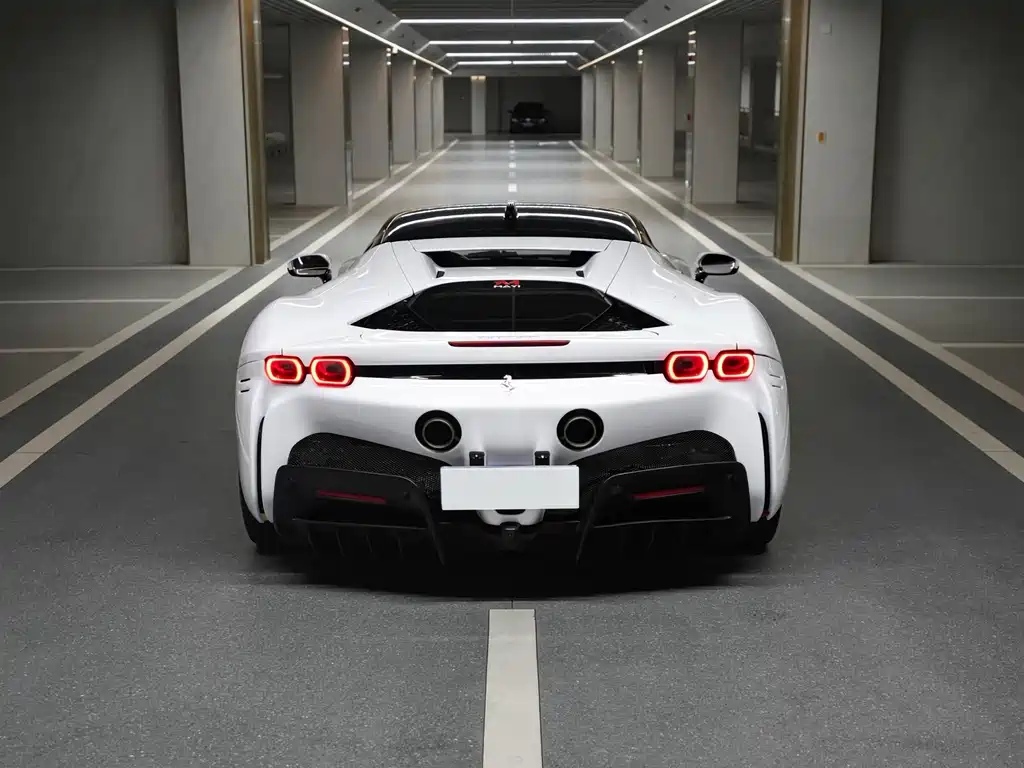 SF90 2020 model 3.9 T V8 Stradale