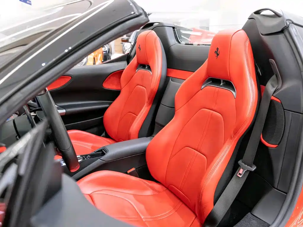 SF90 2021 model 3.9 T V8 Spider