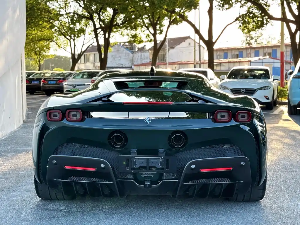 Фото машины 24