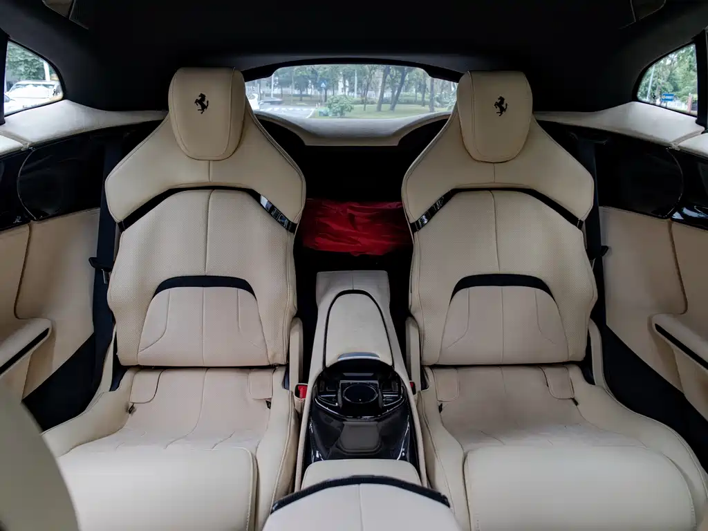 Фото машины 25