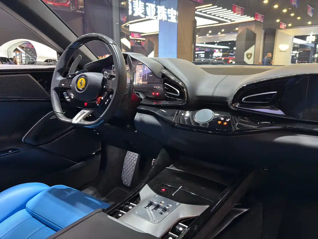 Фото машины