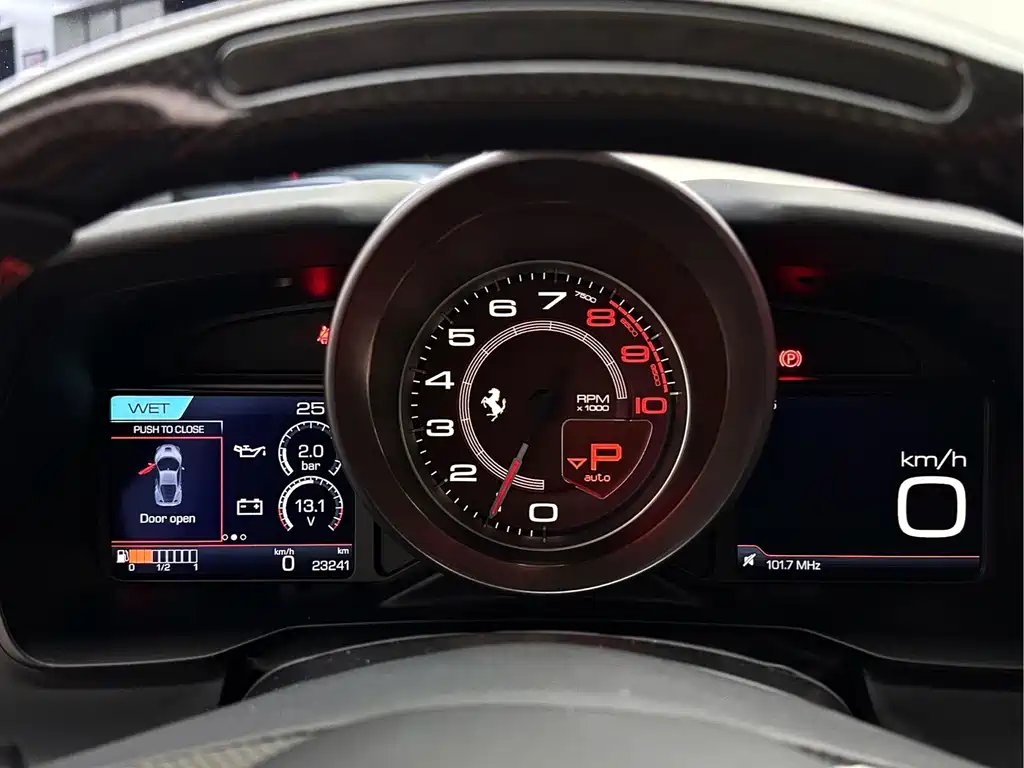 Фото машины