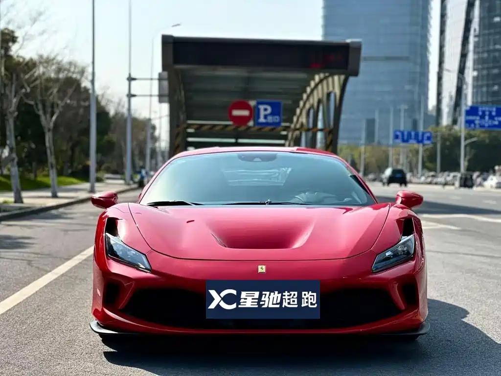 Ferrari F8 2019 Tributo 3.9T V8