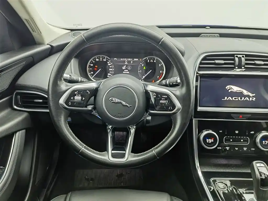 Фото машины 23