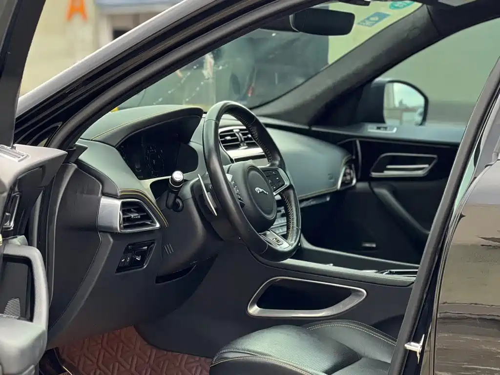 Jaguar F-PACE 2020 300-Sport Sports Edition