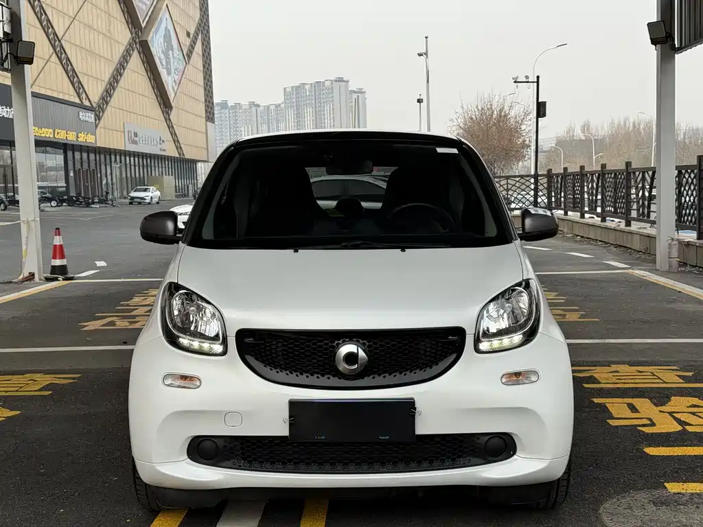 Smart fortwo 2019 0.9T 66kw hardtop wind engine version country VI