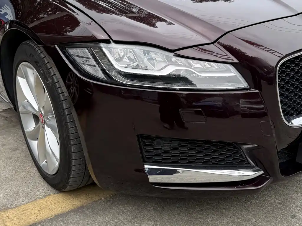 Jaguar XFL 2020 XFL 2.0 T P250 two-wheel drive deluxe edition