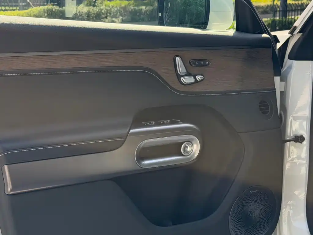 Фото машины 14