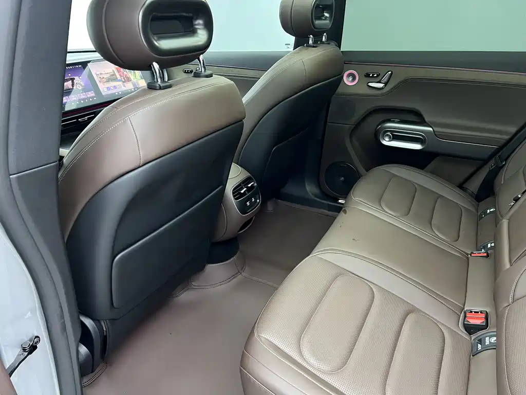 Фото машины 10