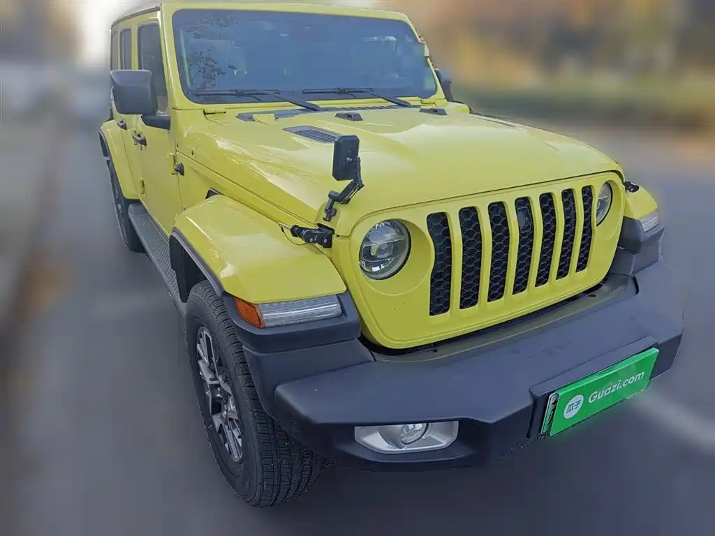 Wrangler New Energy 2022 four-door 2.0T 4xe Sahara Fluorescent Yellow Limited Edition