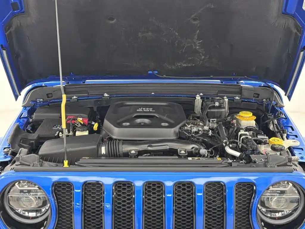 Фото машины 24