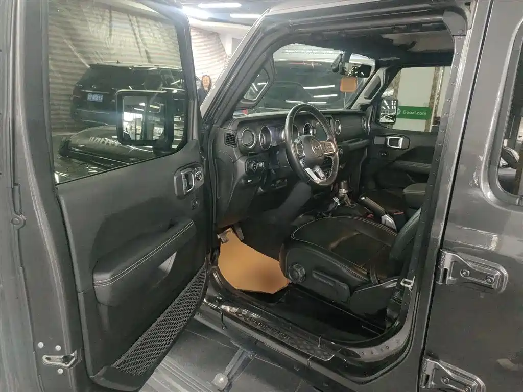 Gladiator 2022 Model 3.6L First Version