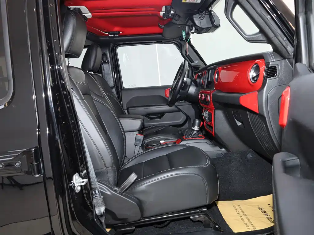 Wrangler New Energy 2021 four-door 2.0 T 4xe Sahara