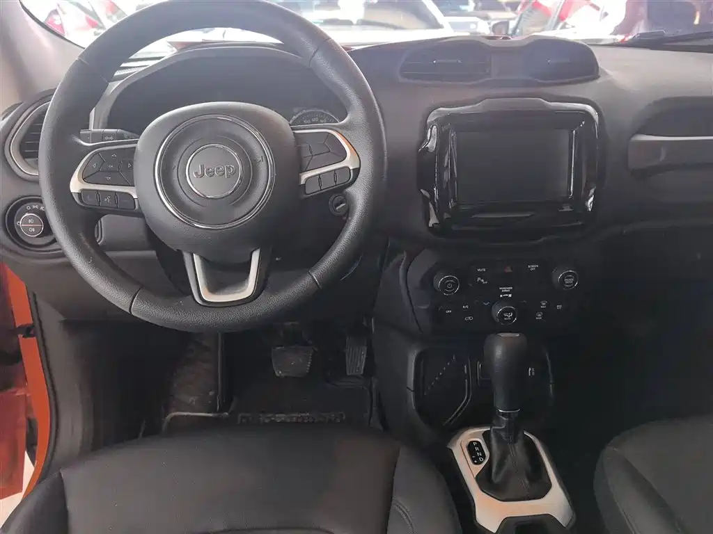 Freeman 2019 220T Automatic Leading Version