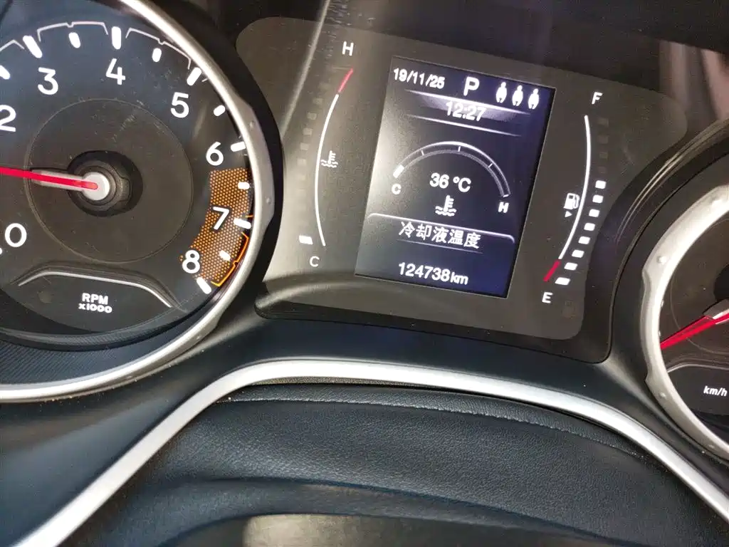 Фото машины 10