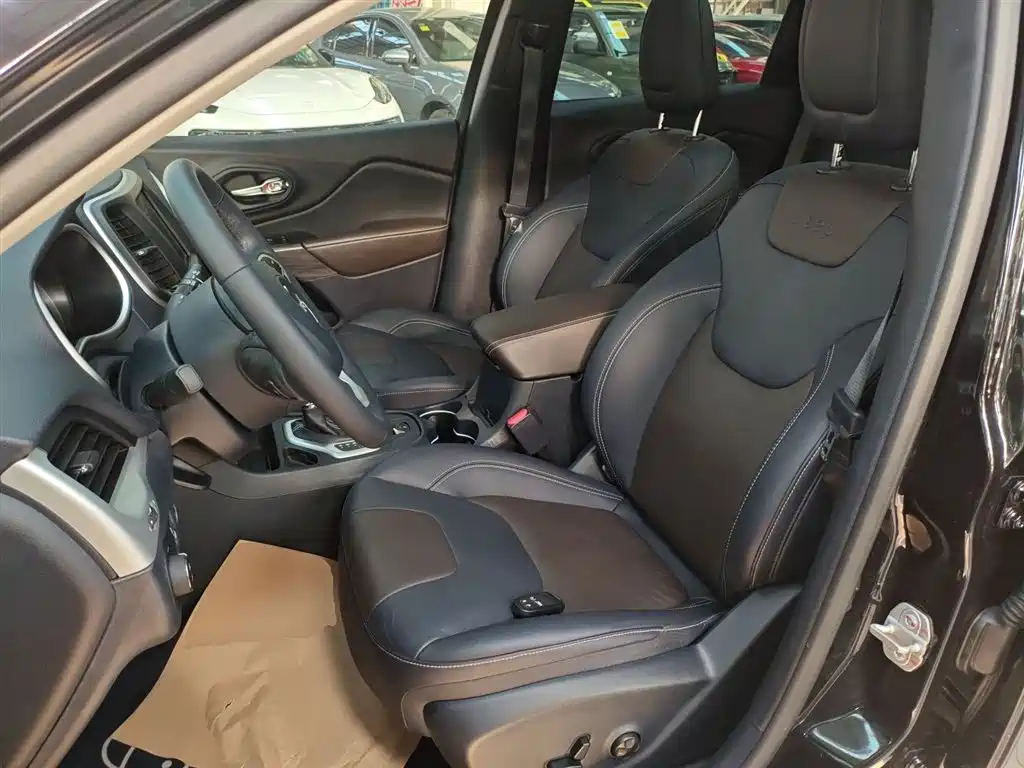 Фото машины 8