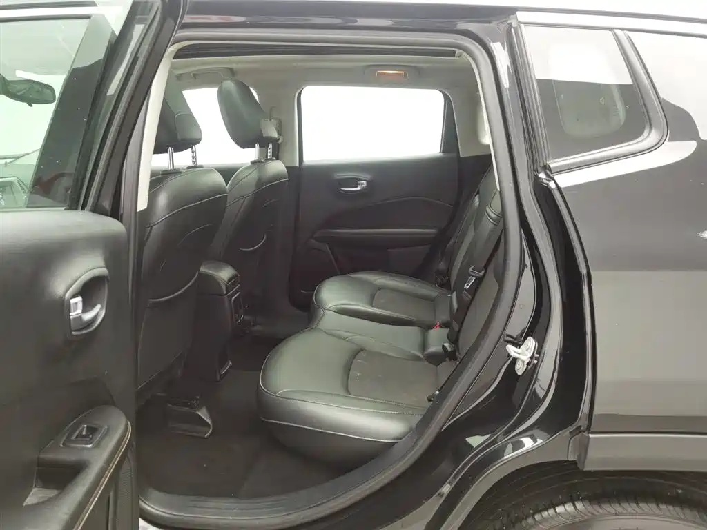 Фото машины 17