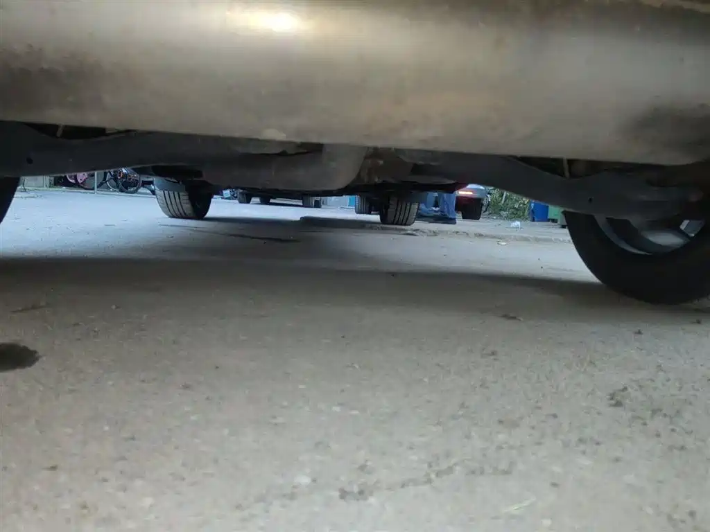 Free Light 2019 2.0T four-wheel drive all-around version National V