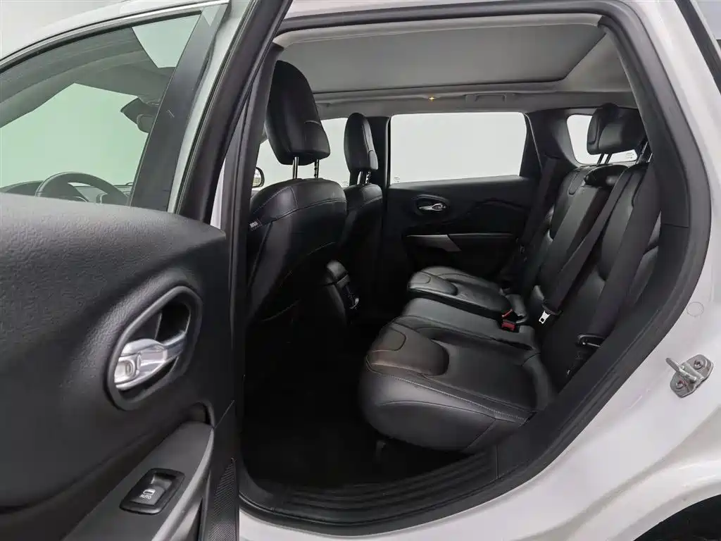 Фото машины 9