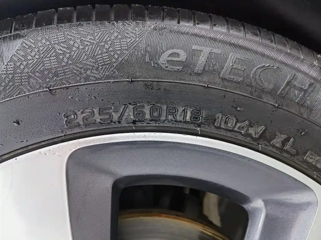 Free Light 2019 2.0T two-wheel drive Yuexiang version National V