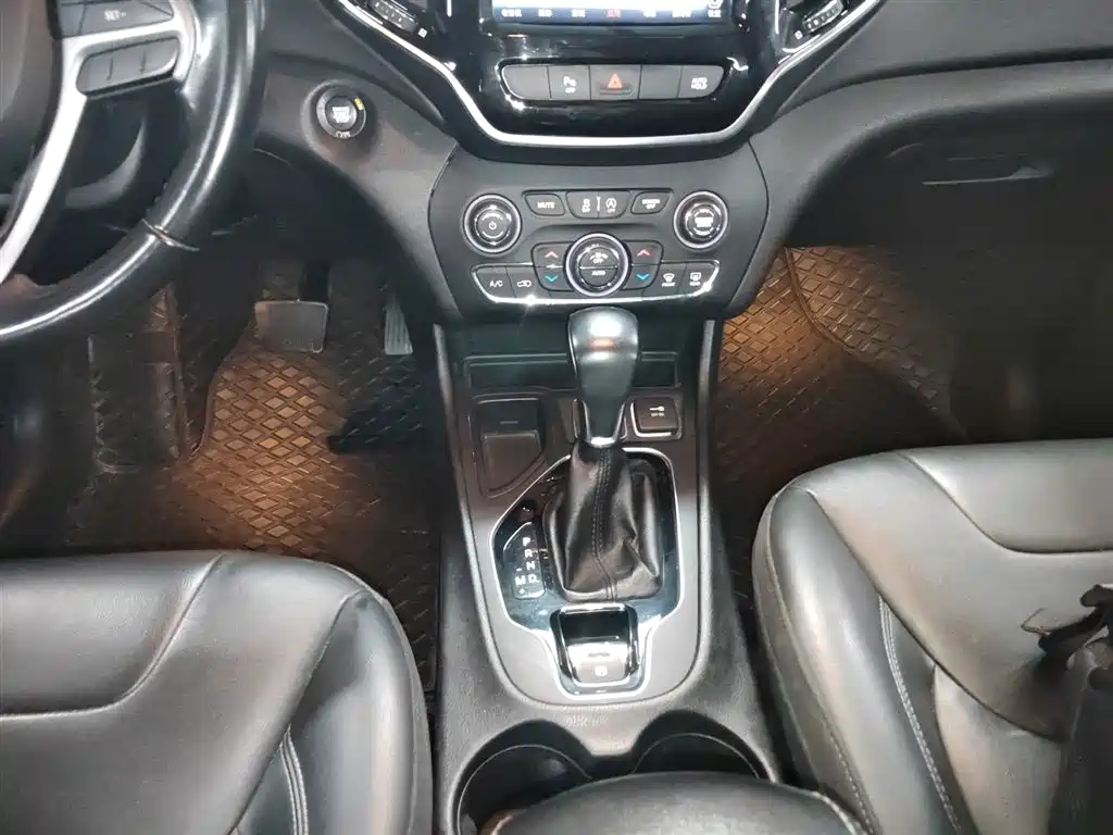 Фото машины 10