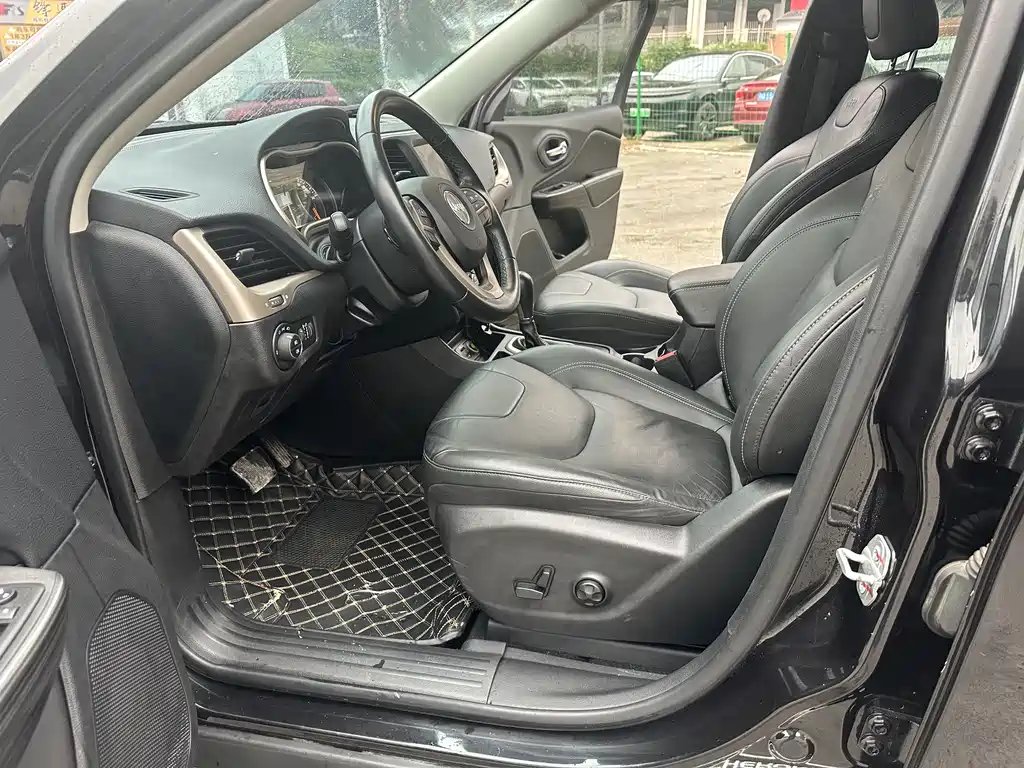 Фото машины 6