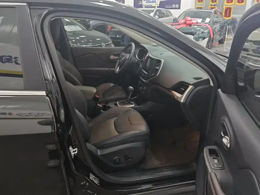 Фото машины 6