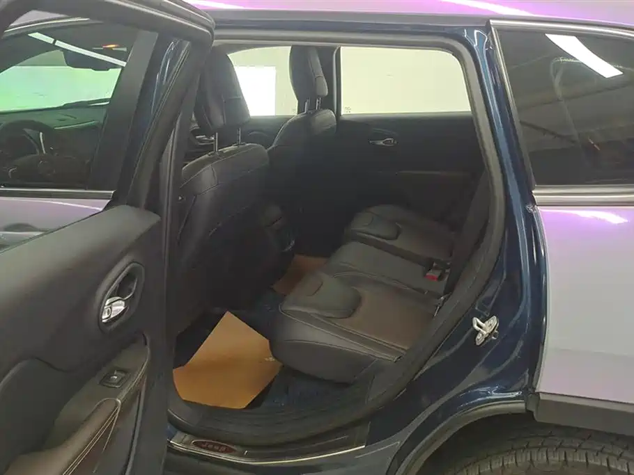 Фото машины 8