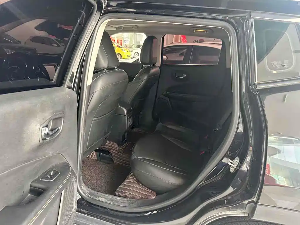 Фото машины 7