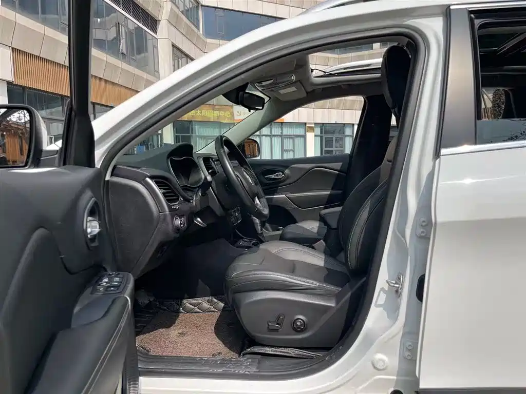 Фото машины 7