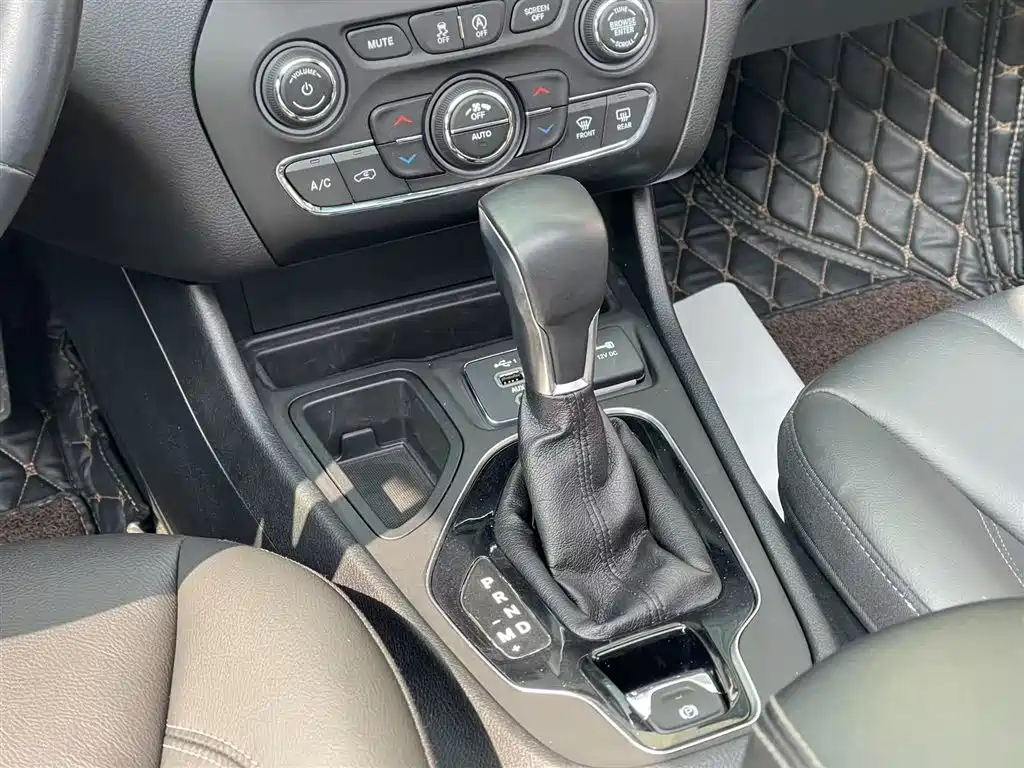 Фото машины 6