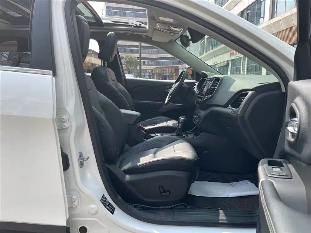 Фото машины 15