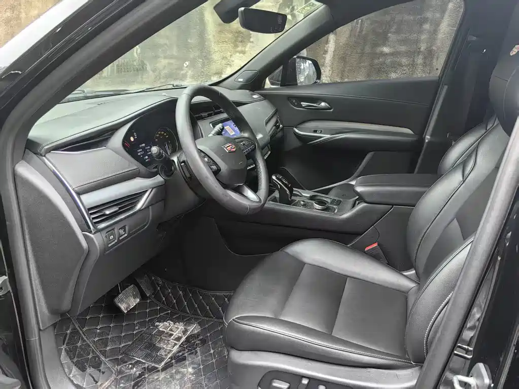 Cadillac XT4 2020 facelift 28T two-wheel drive leading type