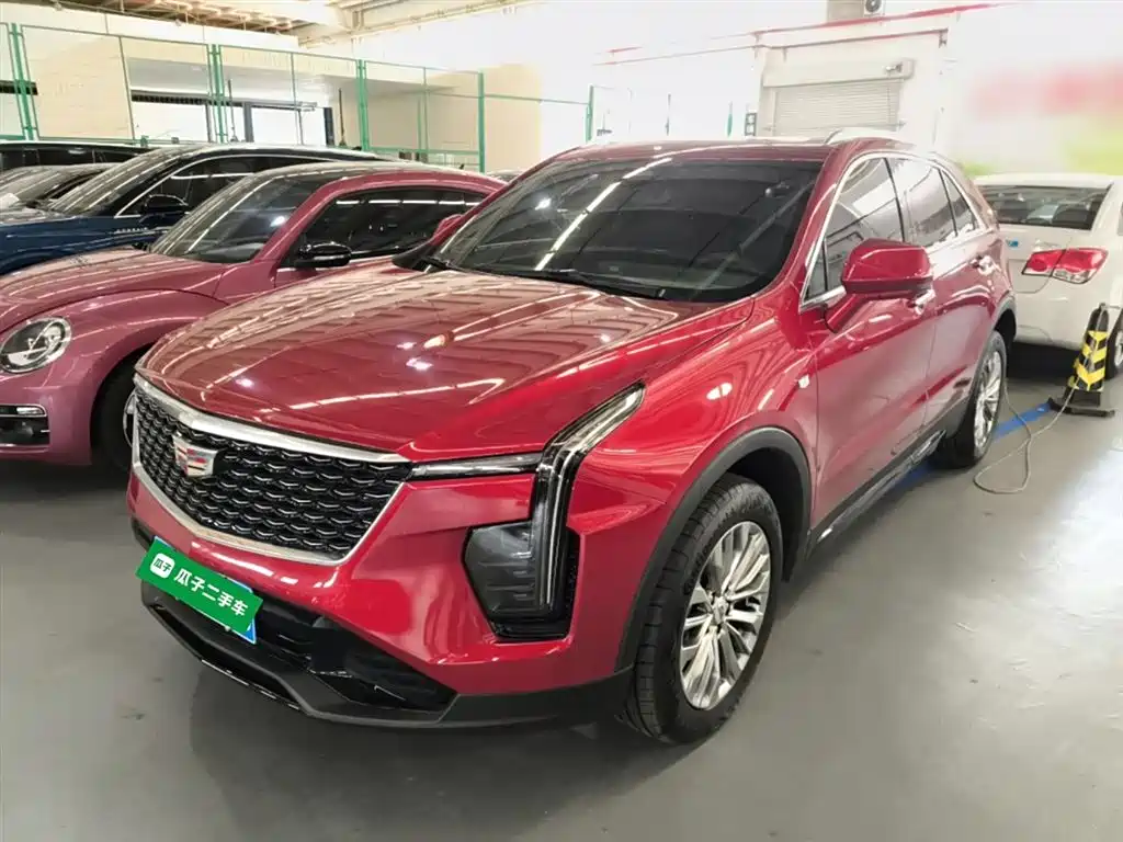Cadillac XT4 2024 28T two-wheel drive luxury