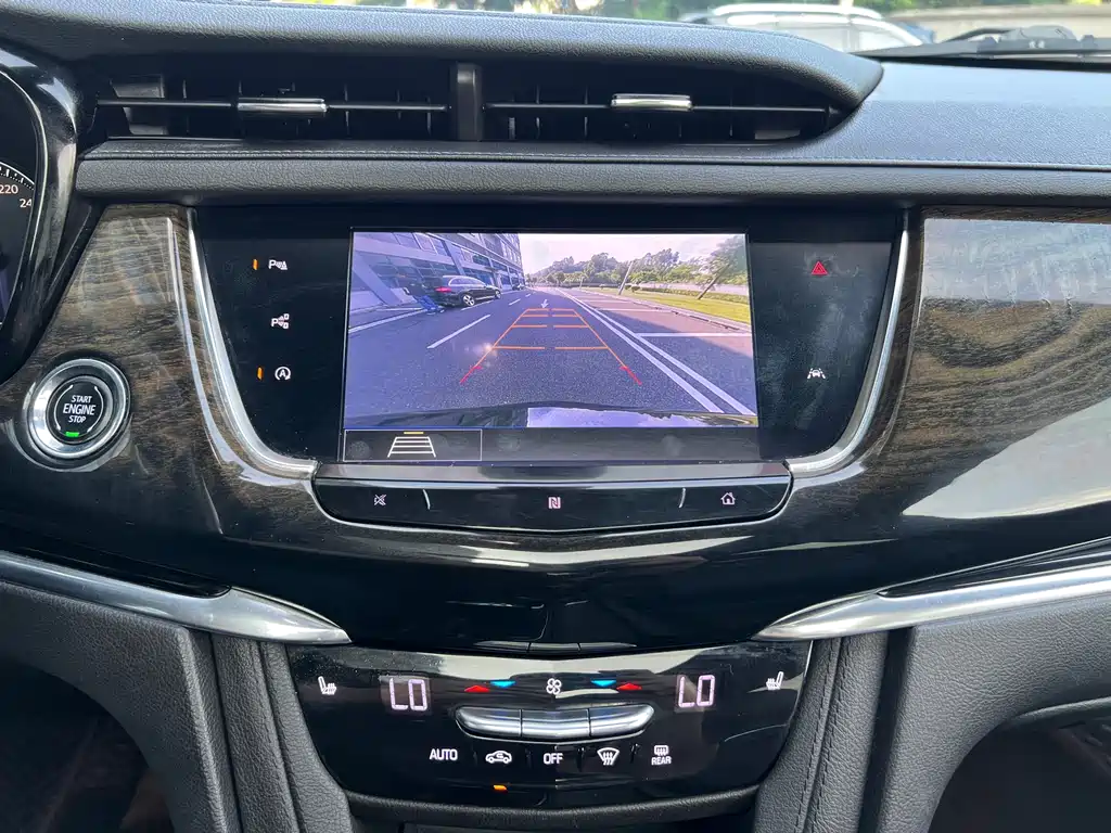 Cadillac XT6 2020 28T six-seater luxury