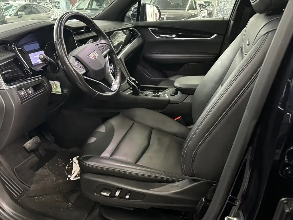 Cadillac XT6 2021 28T six-seater four-wheel drive luxury