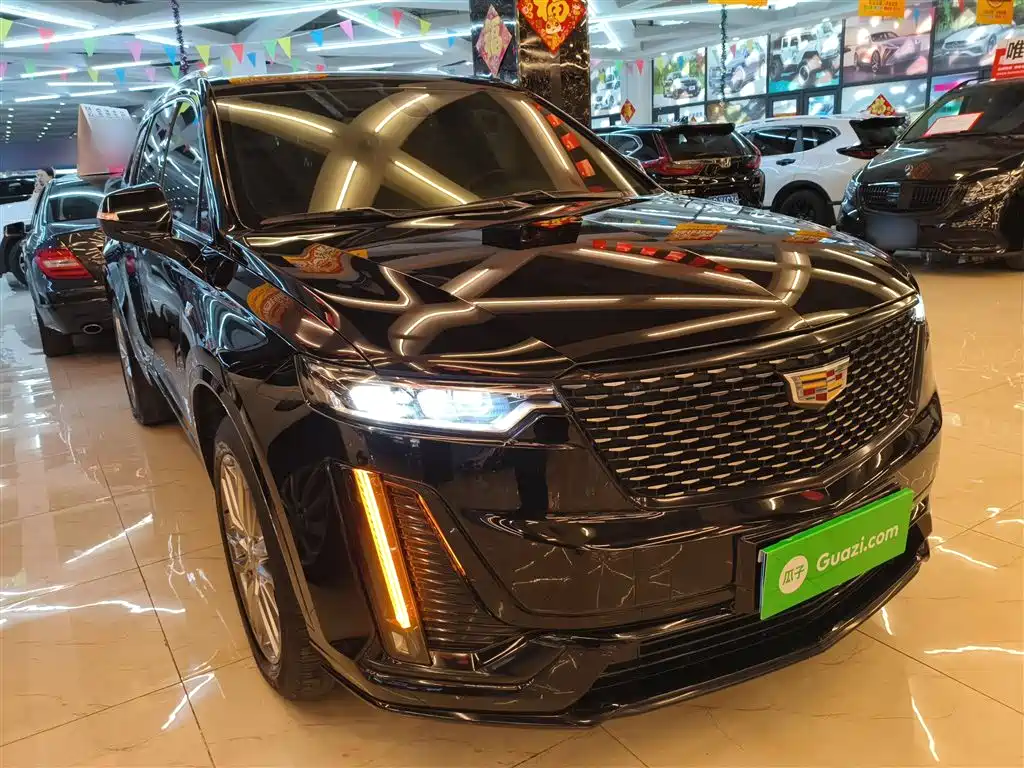 Cadillac XT6 2021 2.0T six-seater four-wheel drive luxury
