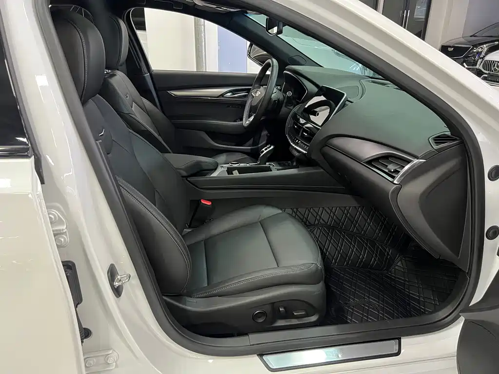 Cadillac CT5 2023 28T Premium Model
