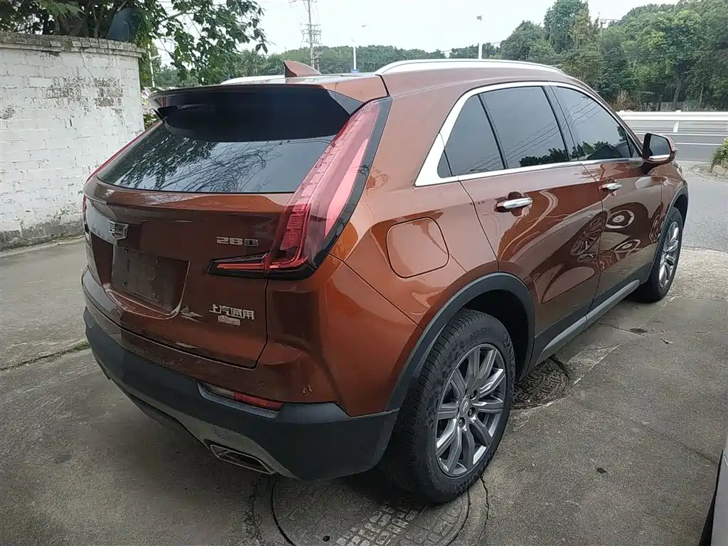 Cadillac XT4 2021 28T two-wheel drive leading type