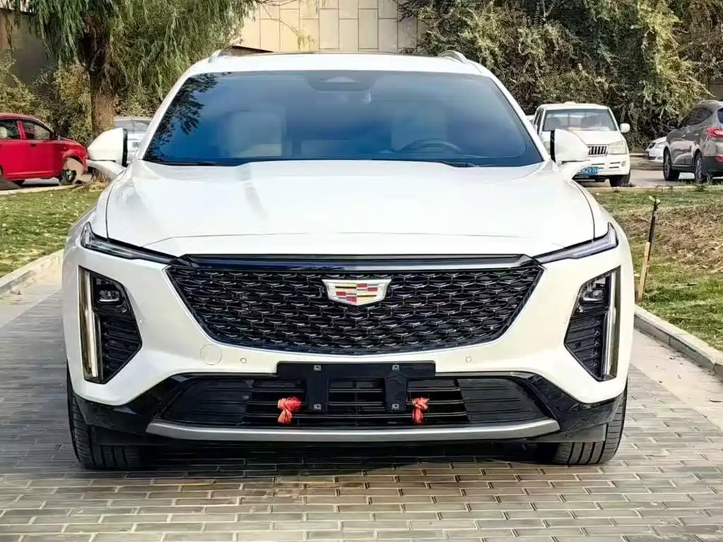 Cadillac GT4 2023 25T Luxury