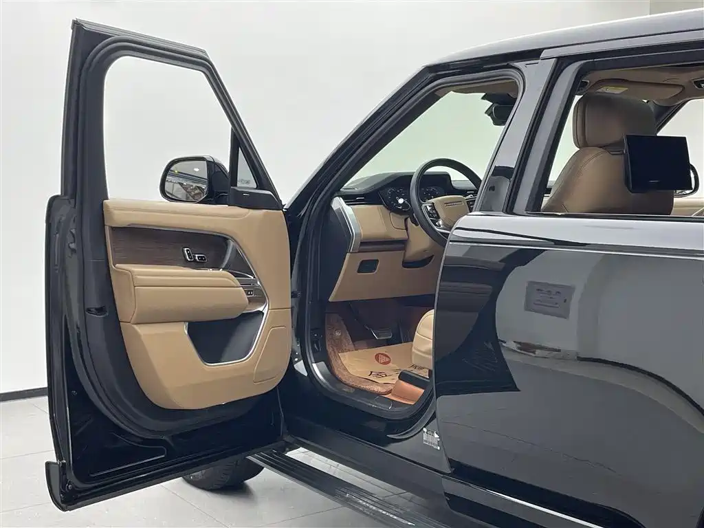 Фото машины 30