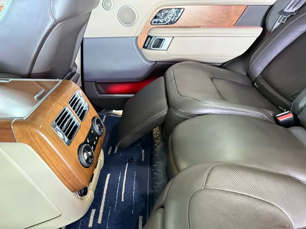 Фото машины 24