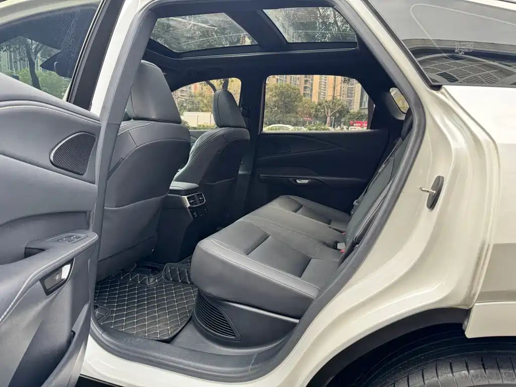 Lexus RX 2023 350h two-wheel drive Comfort edition