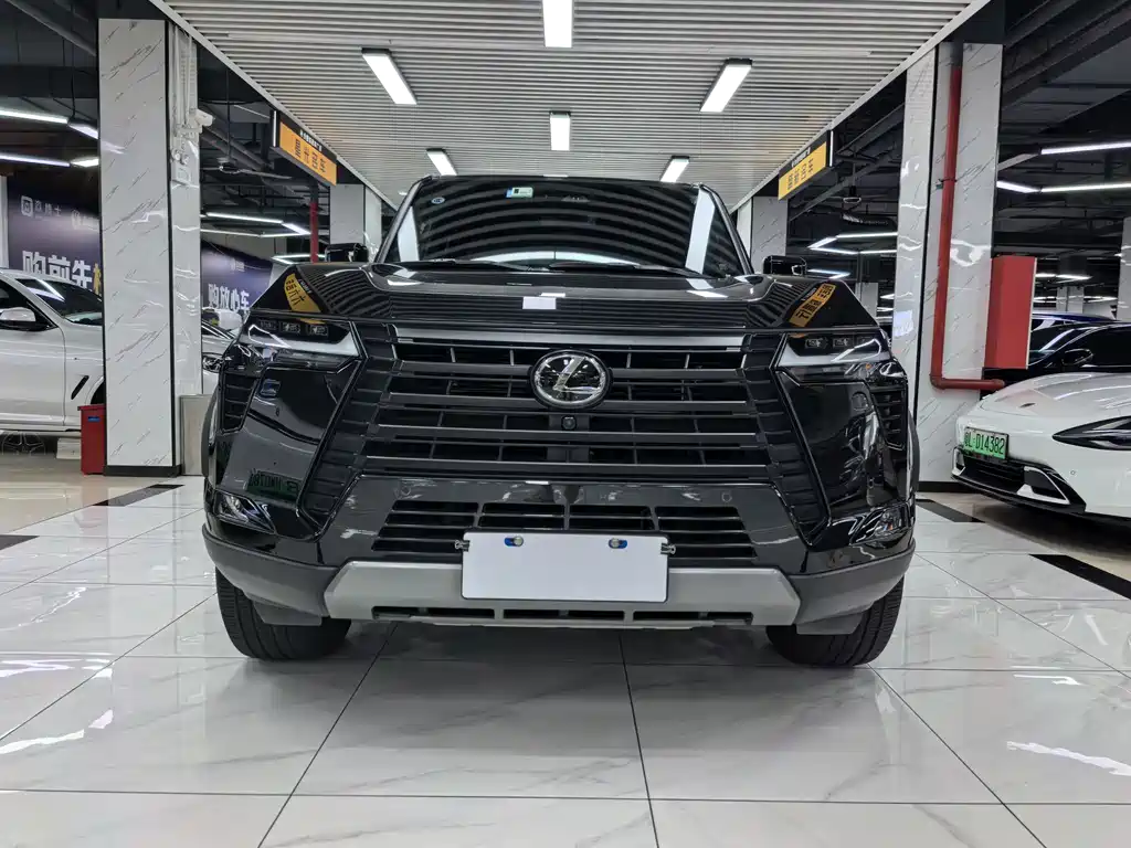 Lexus GX 2024 OVERTRAIL Far Peak Edition