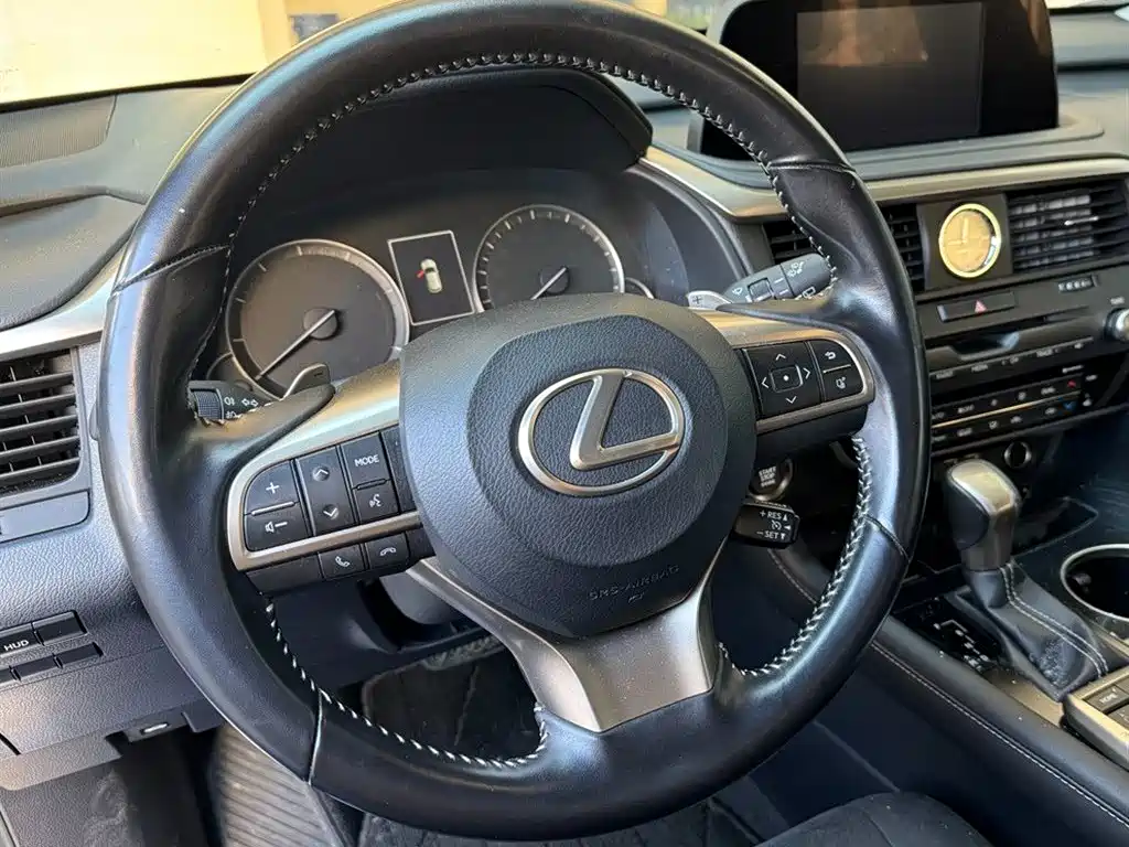 Lexus RX 2020 model 300 two-wheel drive Elite Edition Country VI