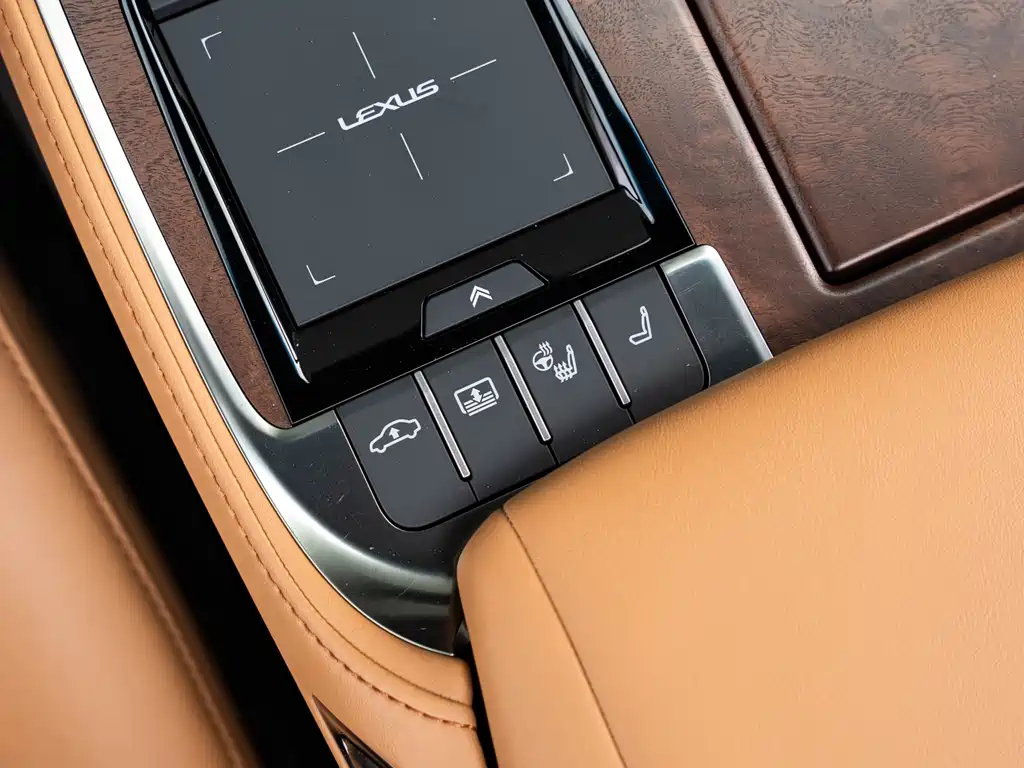 Lexus LS 2021 500h Excellent Edition