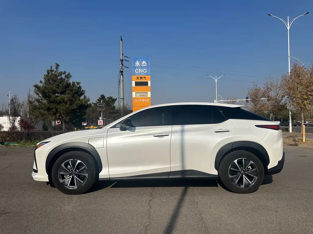 Lexus RZ 2023 450e four-wheel drive indulgent edition